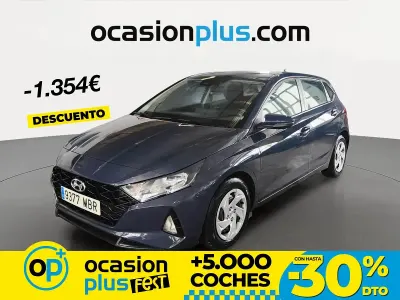 Begagnad Hyundai i20 100 HK (73 kW) 2022 Svart Halvkombi