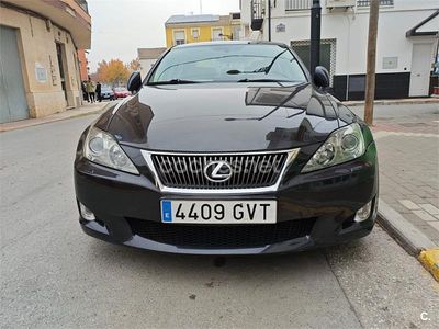 Gris / plata Usado 2010 Lexus IS220d Sport Line Berlina | 13.490 €