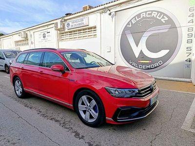 Usado VW Passat GTE 218 CV (160 kW) 2021 Rojo Familiar