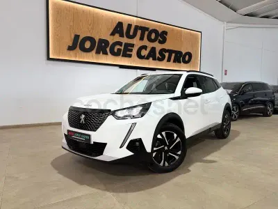 Usado Peugeot 2008 Allure 110 CV (80 kW) 2022 Blanco SUV