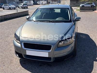 Usado Volvo C30 Kinetic 100 CV (73 kW) 2007 Gris / plata Utilitario