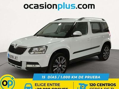 Usado Skoda Yeti Outdoor 110 HP (80 kW) 2015 Branco SUV