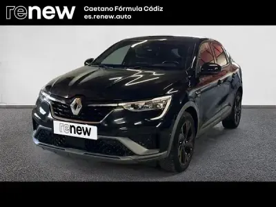 Usado Renault Arkana RS Line 140 CV (102 kW) 2023 Negro SUV