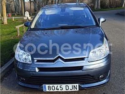 Usado Citroën C4 VTR Sport 110 CV (80 kW) 2005 Gris / plata Berlina