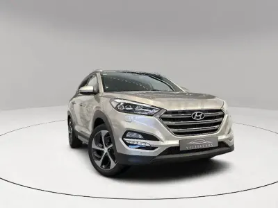 Usado Hyundai Tucson Style 176 CV (129 kW) 2016 Beige SUV