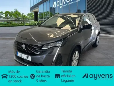 Usado Peugeot 3008 Active 131 CV (96 kW) 2022 Gris SUV