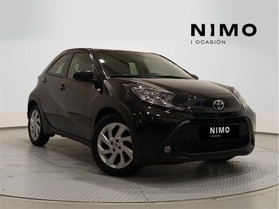 Usado Toyota Aygo X Play 72 CV (52 kW) 2024 Blanco classic SUV