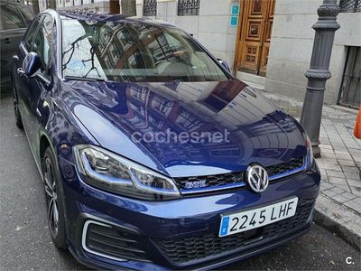 Usado VW Golf VII GTE 204 CV (150 kW) 2020 Azul Berlina