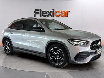 Begagnad Mercedes GLA200 150 HK (110 kW) 2021 Grå SUV