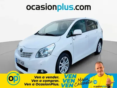 Usado Toyota Verso Active 126 CV (92 kW) 2011 Blanco Monovolumen