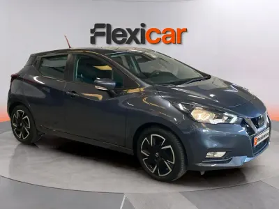 Usado Nissan Micra 92 CV (67 kW) 2022 Gris Utilitario