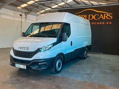 Usado Iveco Daily 156 CV (114 kW) 2022 Blanco Berlina