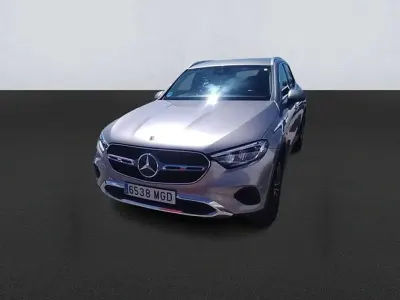 Usado Mercedes GLC250 204 CV (150 kW) 2023 Plateado SUV