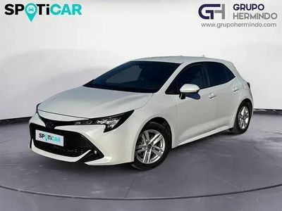 Begagnad Toyota Corolla Active 125 HK (91 kW) 2022 Vit Sedan