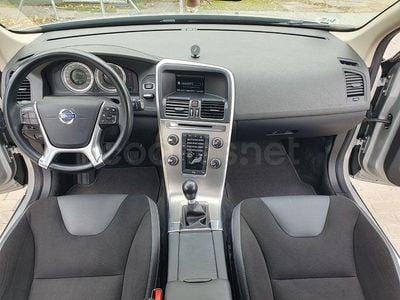 Usado Volvo XC60 Momentum 163 CV (119 kW) 2013 Gris / plata SUV