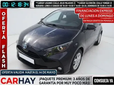 Usado Toyota Yaris Hybrid Active 116 CV (85 kW) 2022 Negro Utilitario