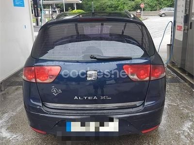 Usado Seat Altea XL Stylance 105 CV (77 kW) 2007 Azul Monovolumen