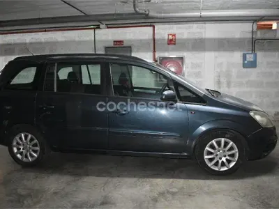 Usado Opel Zafira Enjoy 140 CV (102 kW) 2006 Azul Monovolumen
