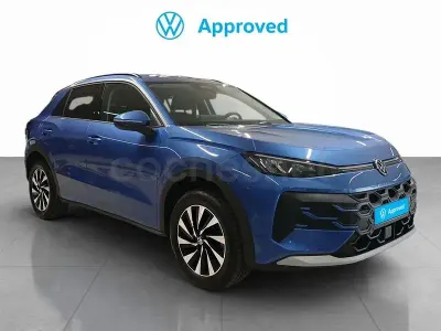 Usado VW T-Roc 116 CV (85 kW) 2026 Azul SUV