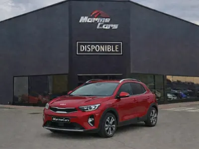 Usado Kia Stonic 101 CV (74 kW) 2025 Rojo SUV