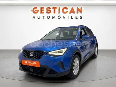 Usado Seat Arona Style 110 CV (80 kW) 2022 Azul SUV