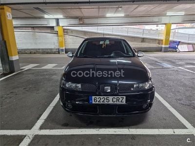 Negro Usado 2004 Seat Leon Sport Berlina | 3900 € (Precio justo)
