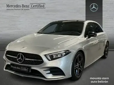 Usado Mercedes A200 AMG line 163 CV (119 kW) 2022 Gris Berlina