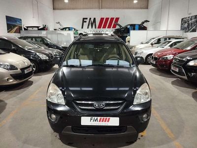 Usado Kia Carens 140 CV (102 kW) 2007 Negro Monovolumen