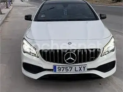 Usado Mercedes CLA220 AMG line 177 CV (130 kW) 2017 Blanco Coupe