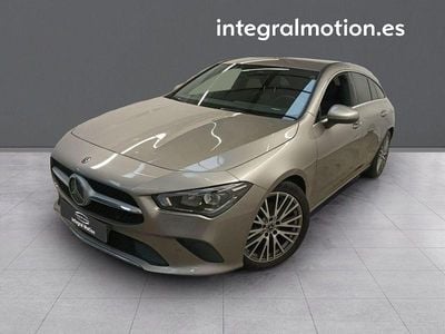 Usado Mercedes CLA180 Shooting Brake 114 CV (83 kW) 2020 Gris Familiar