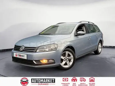 Usado VW Passat Advance 105 CV (77 kW) 2011 Azul Familiar