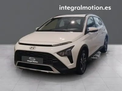 Usado Hyundai Bayon 84 CV (61 kW) 2022 Blanco SUV