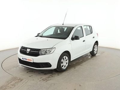 Blanco Usado 2019 Dacia Sandero Essentiel Berlina | 9399 € (Precio justo)