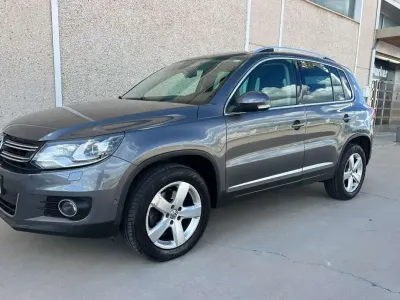Occasion VW Tiguan Sportline 140 ch (102 kW) 2014 Gris SUV