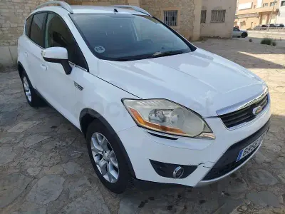 Usado Ford Kuga Titanium 140 CV (102 kW) 2011 Blanco SUV
