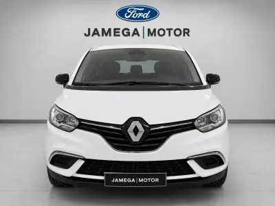 Usado Renault Grand Scénic IV LIMITED 140 CV (102 kW) 2022 Blanco Monovolumen