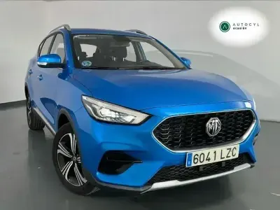 Usado MG ZS Comfort 111 CV (81 kW) 2022 Azul SUV