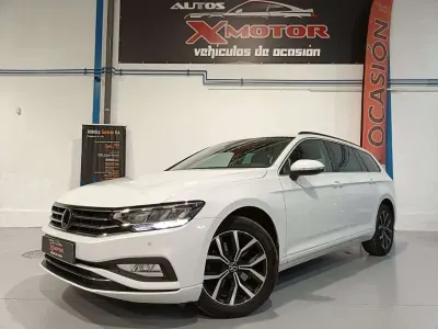 Usado VW Passat 122 CV (89 kW) 2023 Gris Familiar