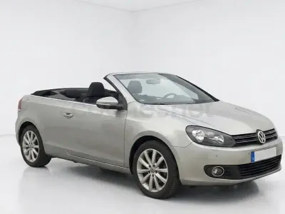 Usado VW Golf Cabriolet 150 CV (110 kW) 2015 Gris / plata Descapotable