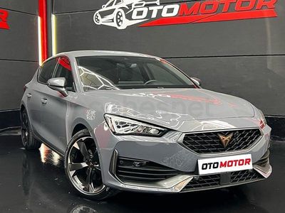 Begagnad Cupra Leon 150 HK (110 kW) 2024 Grå Sedan