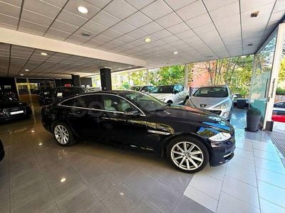 Usado Jaguar XJ Portfolio 275 CV (202 kW) 2012 Negro Berlina
