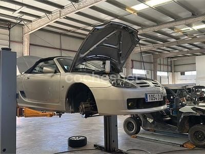 Usado MG TF 136 CV (100 kW) 2005 Gris / plata Descapotable