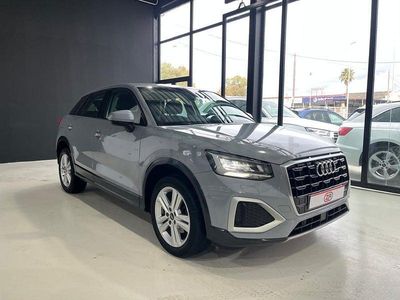 Usado Audi Q2 110 CV (80 kW) 2021 Gris / plata SUV
