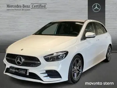 Usado Mercedes B200 AMG line 150 CV (110 kW) 2025 Blanco Monovolumen