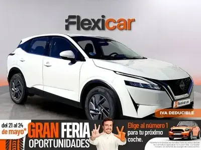 Używany Nissan Qashqai Acenta 140 KM (102 kW) 2024 Biały SUV