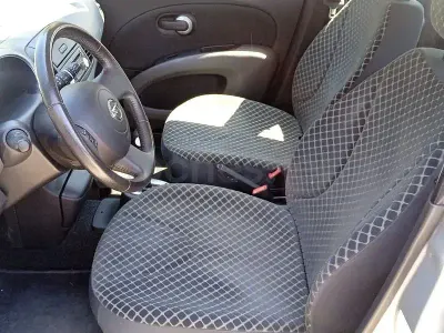 Usado Nissan Micra Acenta 88 CV (64 kW) 2007 Gris / plata Berlina