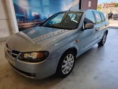 Usado Nissan Almera 116 CV (85 kW) 2005 Azul Berlina