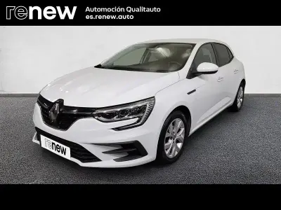 Usado Renault Mégane II Intens 115 CV (84 kW) 2022 Blanco Berlina