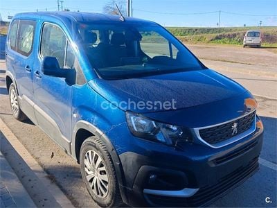Usado Peugeot Rifter Active 130 CV (95 kW) 2021 Azul Monovolumen