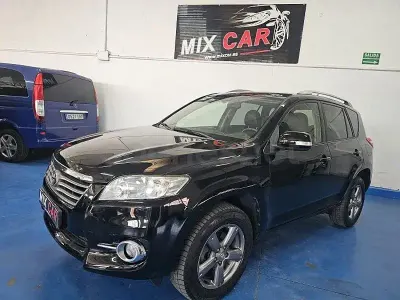 Usado Toyota RAV4 Executive 150 CV (110 kW) 2013 Negro SUV